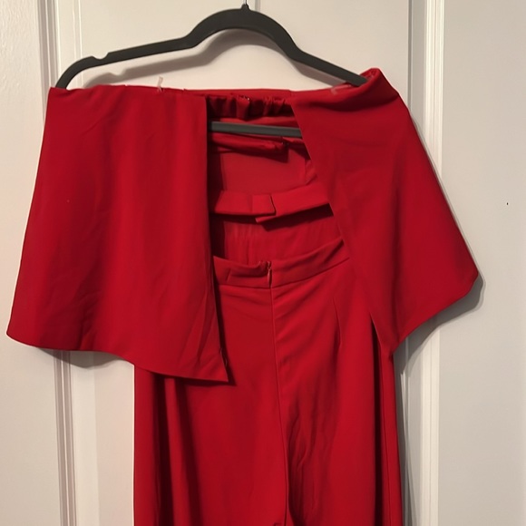 Red strapless jumpsuit - Picture 4 of 5